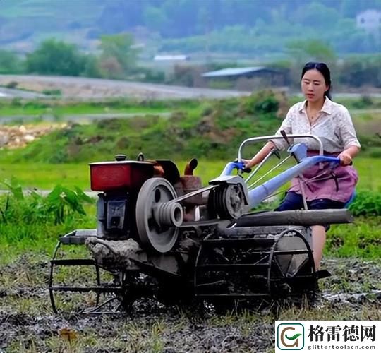  爱与辛勤在“耕种姐姐的肥沃土地”中交融