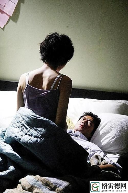  探寻“男生女生嗟嗟嗟很痛无马坤坤”的情感共鸣