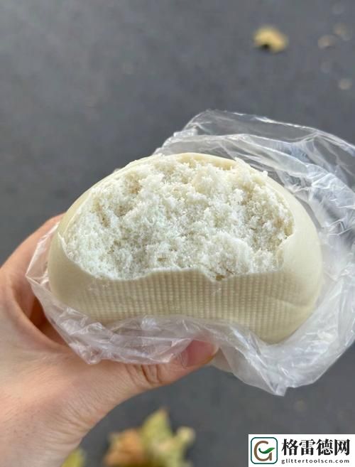 吃初二学生小馒头流畅不卡顿，网友：“这味道简直太棒了！”