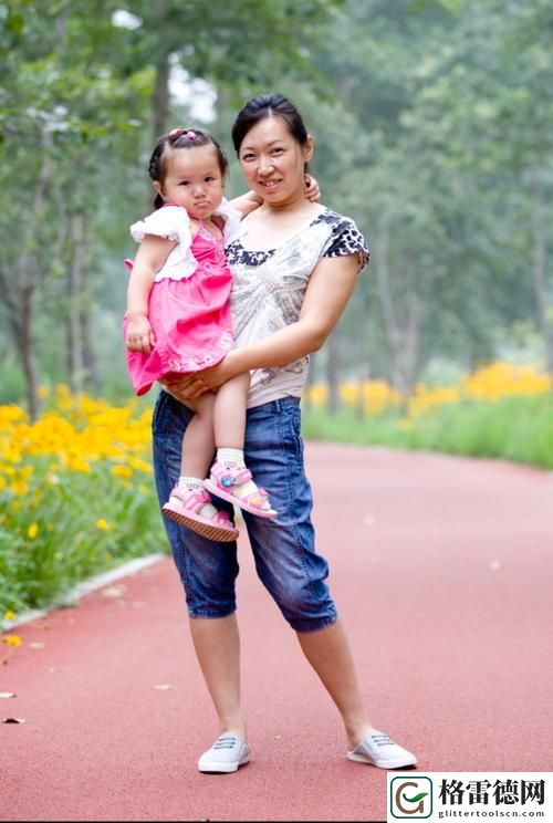  挺动女儿，粉丝表示：为她的勇气点赞