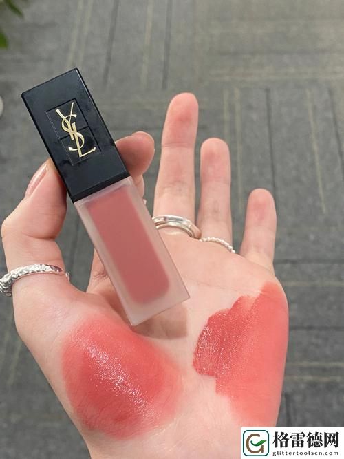  YSL蜜桃色13569，网友：我的“蜜桃心情” 